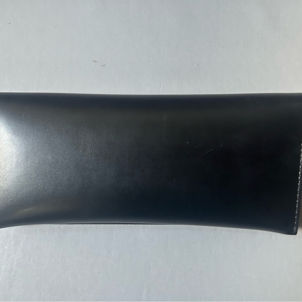 Empty Saint Laurent Sunglasses case - Picture 2 of 4